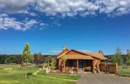Panguitch Cabin | Utah's Best-Kept Secret: Secluded and Serene Cabin Getaway, Uta's Best-Kept Secret: Secluded and Ser