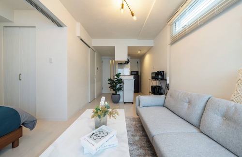 Higashi Apartment | UTOPIA 101