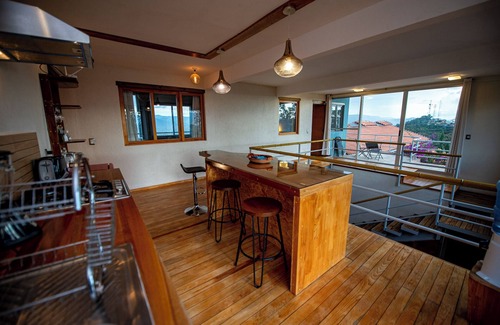 Oaxaca House | Utopia Casa Horizonte: a house with a view, and all you need.