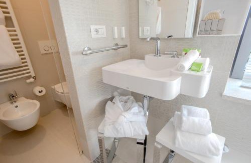 La Morra Bed & Breakfast | Uve Rooms & Wine Bar