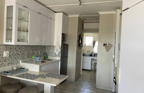 Manaba Beach Ski Chalet | Uvongo Chalet 11 Room 201