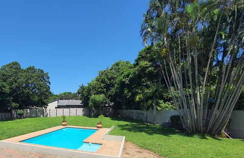 Uvongo House | Uvongo Coastal Oasis