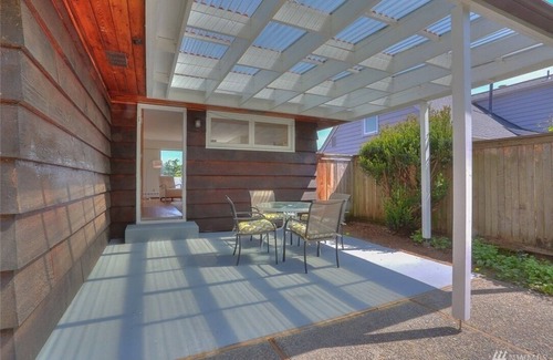 Laurelhurst House | UW Children’s Hospital Charmer