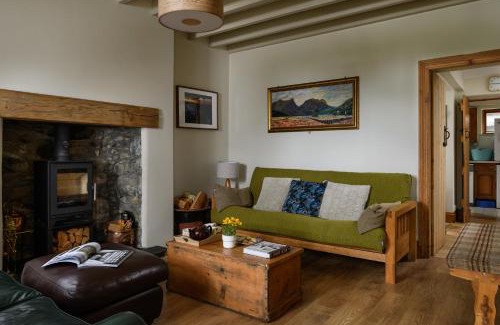 Llanfairfechan House | Uwch-Y-Mor