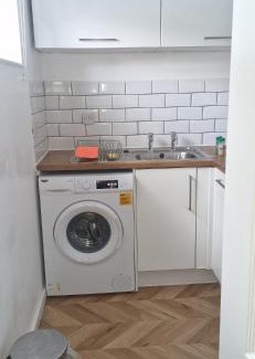 Hillingdon Apartment | Uxbridge Studio Flat