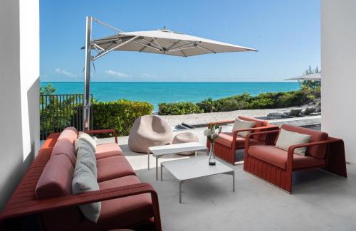 Long Bay Hills Villa | UXUE Villa 8 BR