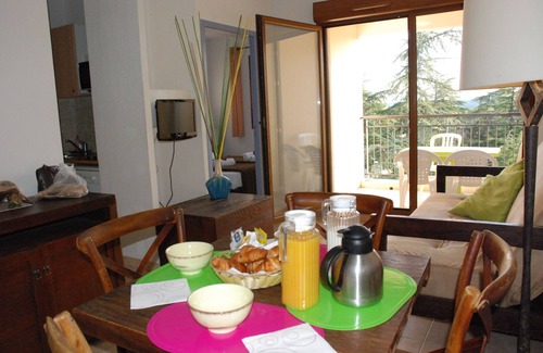 Uzes Apartment | UZES APPART HOTEL