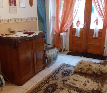 Szendro House | Vár-lak Vendégház