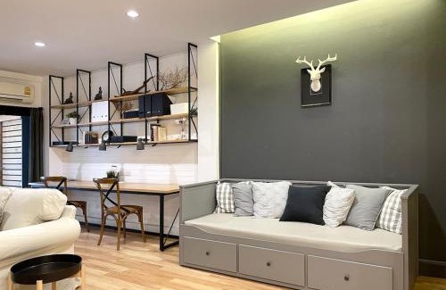 Thanon Nakhon Chai Si House | Vélin - Samsen