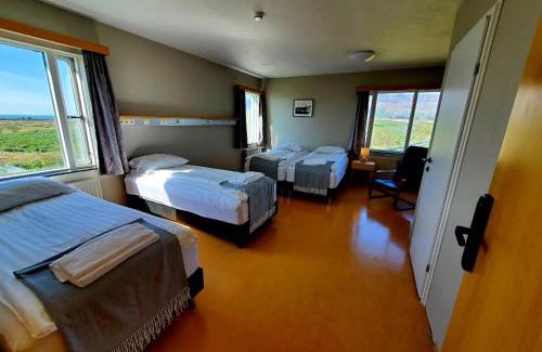 Mosfellsbaer House | Víðines Guesthouse
