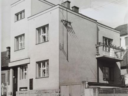 Horice Apartment | VÍCHOVA VILA 1935 - funkcionalistický skvost v Hořicích v Podkrkonoší