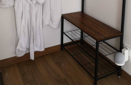 Saint-Martin-Boulogne Bed & Breakfast | V & Spa guest room with private spa and sauna