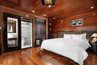 Cat Hai Boat Rental | V'Spirit Cruise