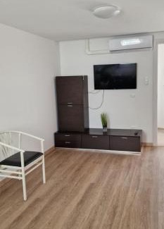 Santa Maria la Longa Apartment | V&V
