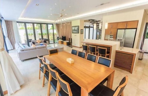 Phu Nhuan Villa | V4 - THE BEST VILLA FOR VACATION