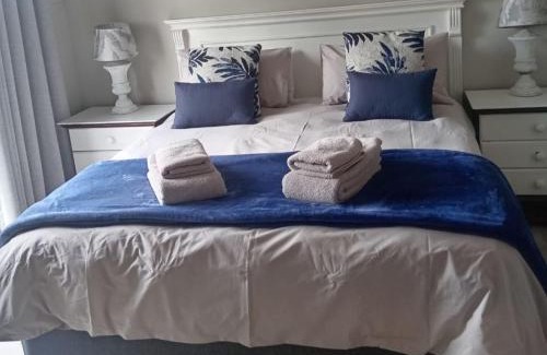 Metsimaholo House | Vaal Dam Getaway