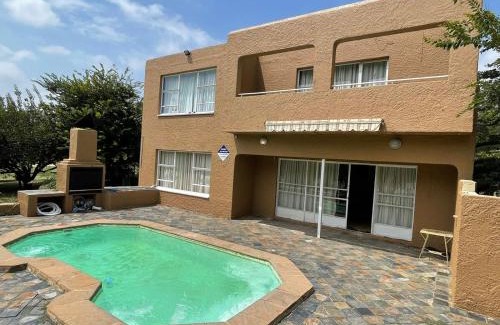 Oranjeville House | Vaalaton