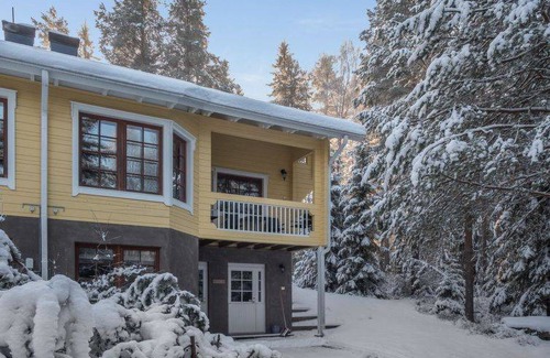 Vuokatti House | Vaarapirtti / tähti