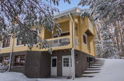 Vuokatti House | Vaarapirtti / tähti