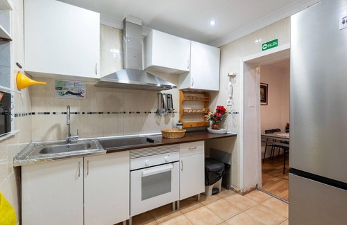 San Sebastian de los Reyes House | Vacation Home Madrid near Navacerrada Ski