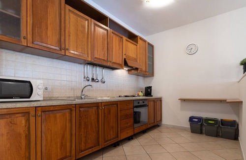 Cassano delle Murge House | Vacation Home "In Villa Sulla Murgia Due" with Pool, Terrace & Wi-Fi