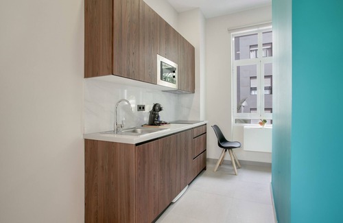 Las Palmas de Gran Canaria Apartment | Vacation Studio 'Estudio Balcon' with Shared Terrace, Wi-Fi and Air Conditioning