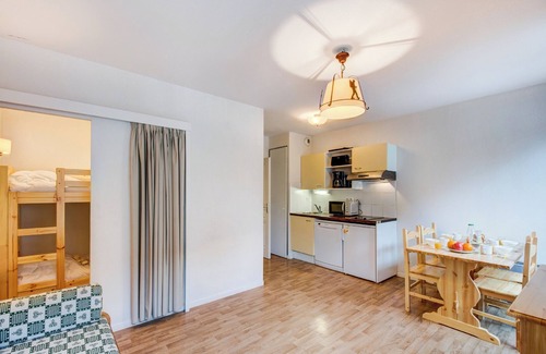 Bagneres-de-Luchon House | Vacancéole - Résidence Illixon