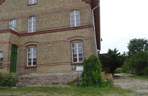 Kloster Lehnin Apartment | Vacation apartment "Biene" in the listed Krahne art estate