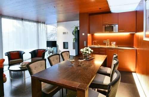 Poppenhausen House | Vacation home "Am Kühl" - Holiday home, shower and bath, WC, 2 bedrooms