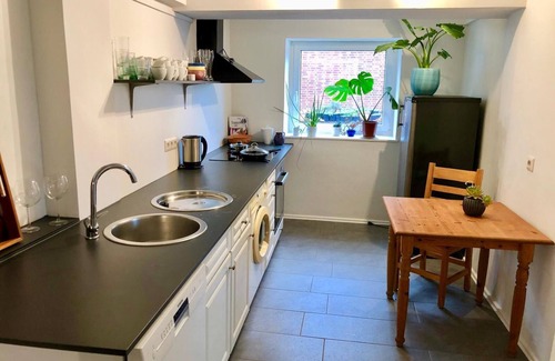 Twielenfleth Apartment | Vacation apartment in fruit paradise 95sqm near sandy beach