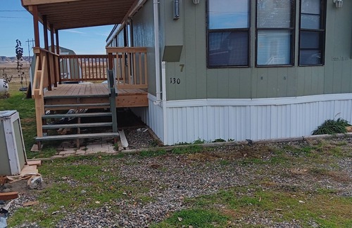 Fort Smith House | Vacation Abode! Same Host as Fly Fisher Abode. Family friendly. 2 bd/1lrg bath.
