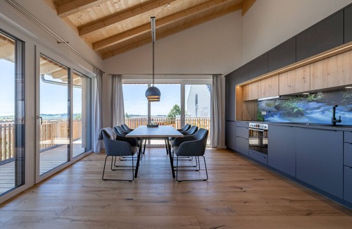 Uehlingen-Birkendorf Apartment | Vacation apartment/apartment for 6 guests with 92m² in Ühlingen-Birkendorf (273206)