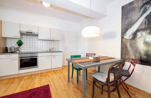 Sinabelkirchen Apartment | Vacation apartment by the lake