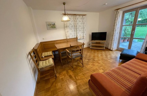 Utting am Ammersee Apartment | Vacation apartment Maslanka EG
