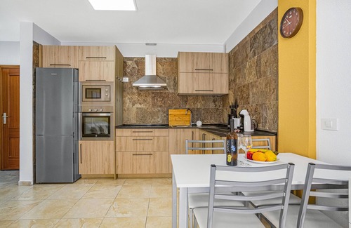 Puerto de Guimar Apartment | Vacation Apartment 'La Octava Isla' with Shared Pool, Wi-Fi