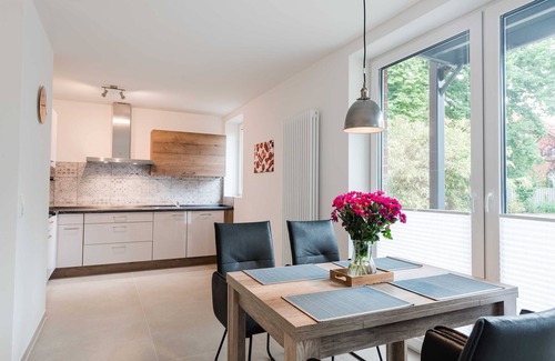 Leer Apartment | Vacation apartment 4 Bunde - Holiday apartments Citydomizil Leer, 15202