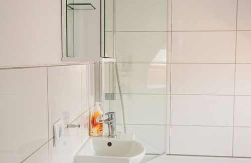 Hahnlein Apartment | Vacation apartment Johann-Valentin-May Straße with two separate single bedrooms