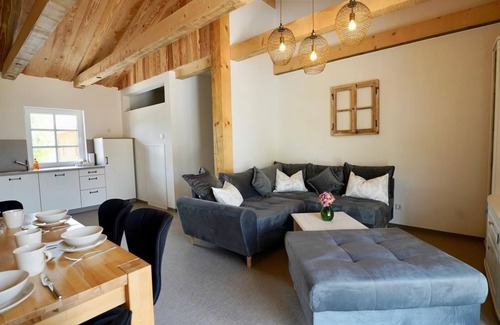Eibau Apartment | Vacation apartment Landeskrone - Lerchenberghof Eibau