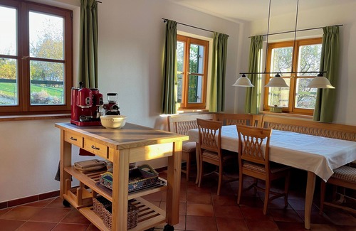 Saaldorf-Surheim Apartment | Vacation apartment 118 sqm with garden and terrace