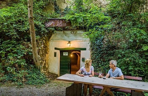 Herrnbaumgarten Apartment | Vacation apartment (40sqm) with spacious bathroom and seating area in the garden