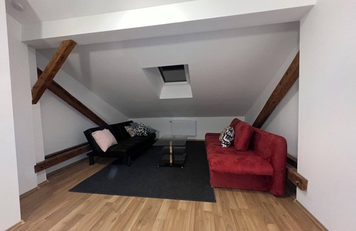 Waldkraiburg Apartment | Vacation apartment in the middle of nature, directly on the Inn cycle path