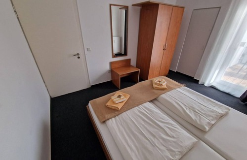 Burgschwalbach Bed & Breakfast | Vacation apartment Burgblick 1 - Guesthouse Auszeit