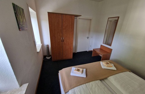 Burgschwalbach Bed & Breakfast | Vacation apartment Burgblick 1 - Guesthouse Auszeit