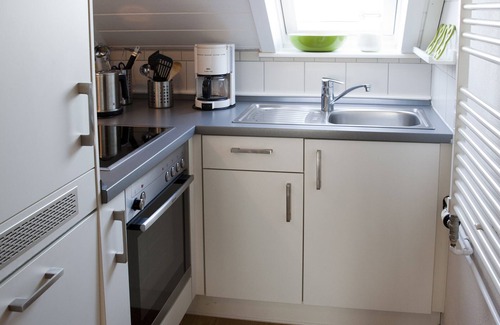 Friedrichskoog-Spitze Apartment | Vacation apartment near the beach with spacious roof terrace