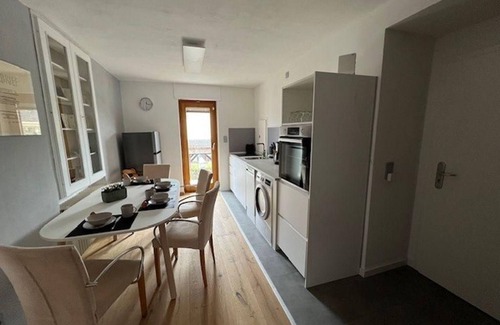 Idar-Oberstein Apartment | Vacation apartment Zur Goldschmiede - apartment/flat, shower, WC, 2 bedrooms