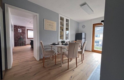 Idar-Oberstein Apartment | Vacation apartment Zur Goldschmiede - apartment/flat, shower, WC, 2 bedrooms