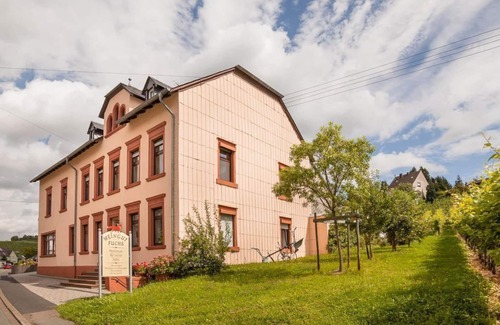Dhron Apartment | Vacation apartment Fuchsbau