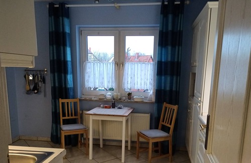 Salzhemmendorf Apartment | Vacation apartment - Weserbergland - own entrance - garden - fence - dogs possible