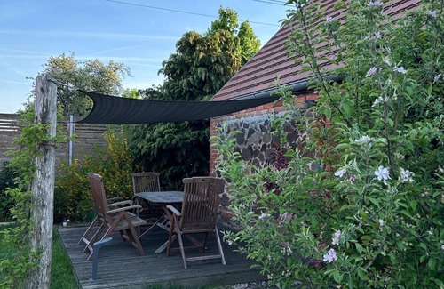 Neupetershain Nord Apartment | Vacation apartment Schusterhaus - Ferienhof Welz