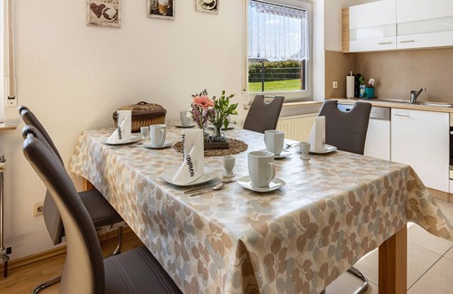 Sinkingen Apartment | Vacation apartment "63sqm in the Eschach valley" with garden share and Wi-Fi